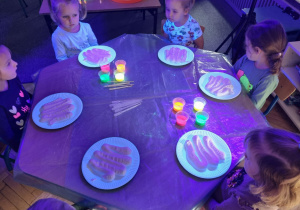 Magiczne kolory w grupach młodszych