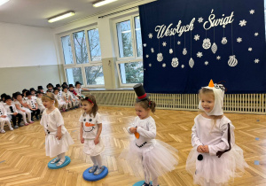 Pierwsze publiczne występy maluszków